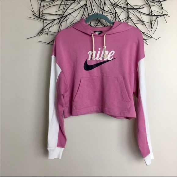 Nike Tops - 🦄Rare🔥Nike Pink Crop Hoodie- Med🔥 NWOT